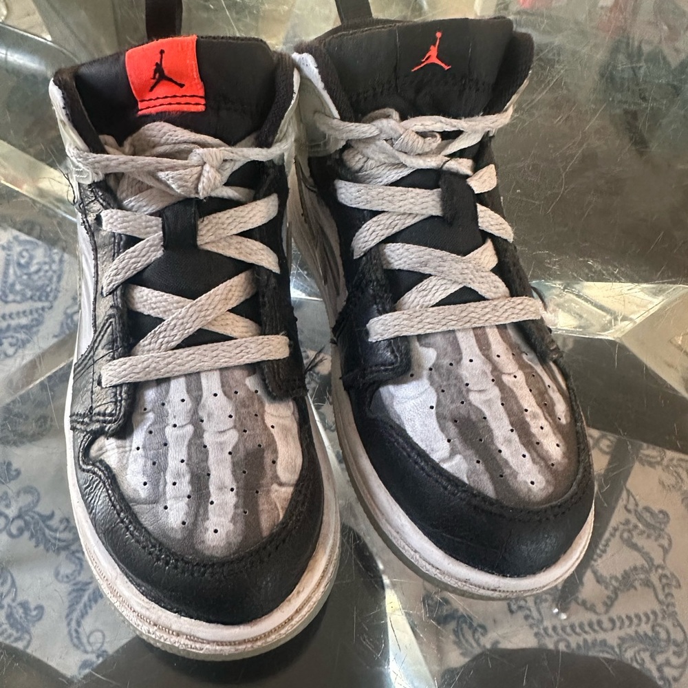Jordan Kids Black and White Sneakers